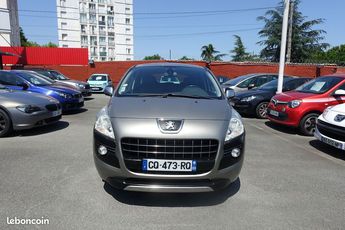  Voir détails -Peugeot 3008 1.6 HDI115 FAP STYLE II à Villefranche-sur-Sane (69)