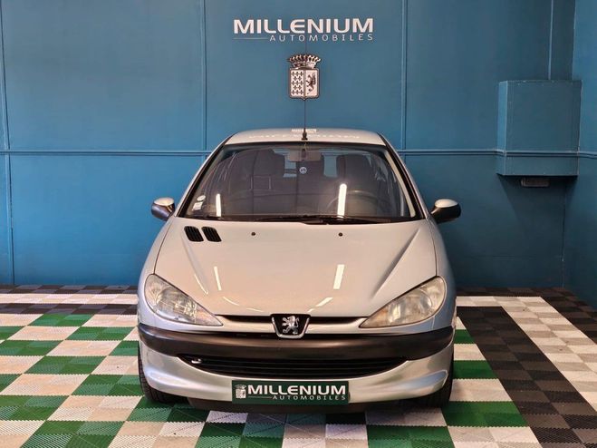 Peugeot 206 1.4 XT PACK CLIM 5P Gris C de 2002