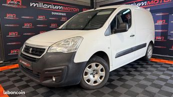  Voir détails -Peugeot Partner fourgon standard 3 places 1.6 bluehdi 75 à Cappelle-la-Grande (59)