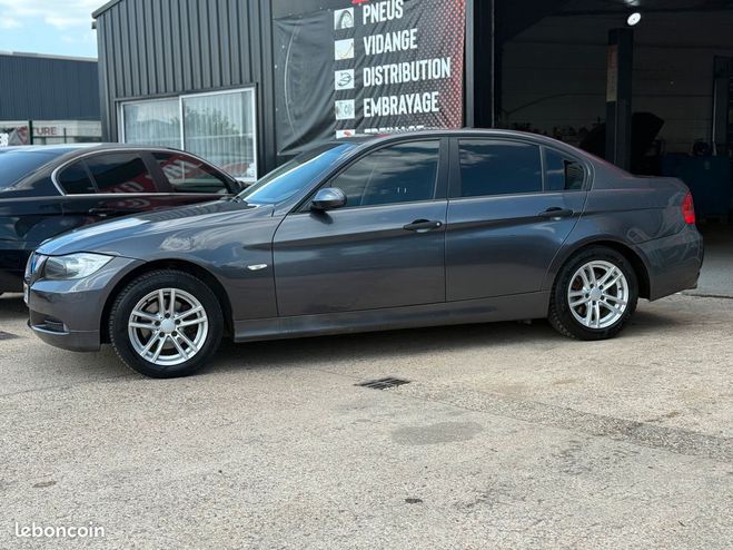 BMW Serie 3 318i 143CH E90 175000 KM REGULATEUR DE V Marron de 2006