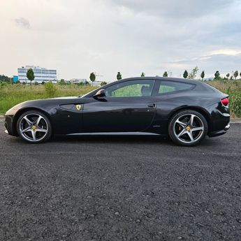  Voir détails -Ferrari FF  à Dmouville (14)