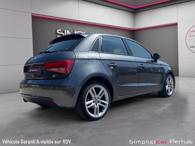 Audi A1 Sportback 1.6 TDI 105 S line // TOIT PAN Gris de 2015