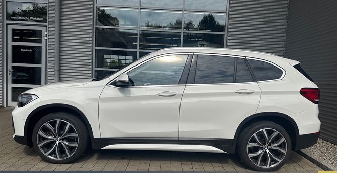 BMW X1 F48 LCI xDrive 20d 190 ch BVA8 Sport Lin Blanc Alpin de 2021