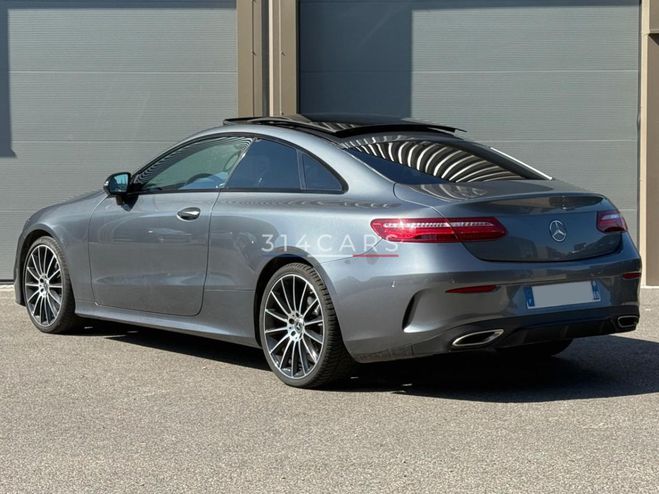 Mercedes Classe E 200 + Hybrid EQ Boost BVA 9G-Tronic AMG  GRIS FONCE de 2020