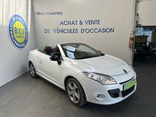 Renault Megane CC III 1.6 16V 110CH DYNAMIQUE ECO Blanc de 2011