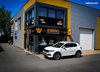  Voir détails -Volkswagen T Cross 1.0 TSI 110 ch R-LINE DSG à Belbeuf (76)