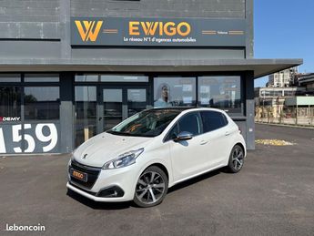  Voir détails -Peugeot 208 Finition FLINE 110CH 1.2 APPLE CARPLAY  à Valence (26)