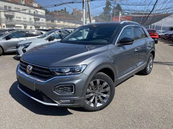  Voir détails -Volkswagen T Roc 1.5 TSI Evo 150 DSG7 Carat AVEC INTERIEU à  Le Creusot (71)