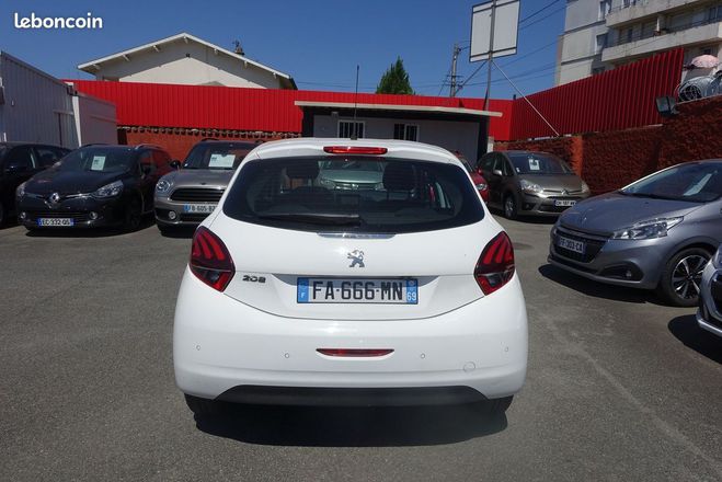 Peugeot 208 AFFAIRE 1.2 PURETECH 82CH S&S PREMIUM PA Blanc de 2018