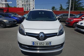  Voir détails -Renault Grand Scenic III 1.6 DCI 130CH ENERGY BOSE ECO 5 PLA à Villefranche-sur-Sane (69)
