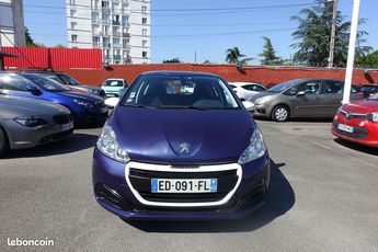  Voir détails -Peugeot 208 1.0 PURETECH LIKE 5P à Villefranche-sur-Sane (69)