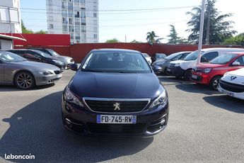  Voir détails -Peugeot 308 SW 1.2 PURETECH 130CH E6.C S&S ACTIVE BU à Villefranche-sur-Sane (69)