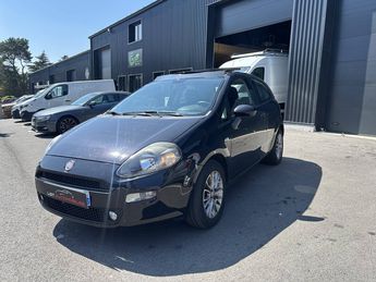  Voir détails -Fiat Punto III 1.4 MultiAir 16v 105ch S&S Lounge à Caudan (56)