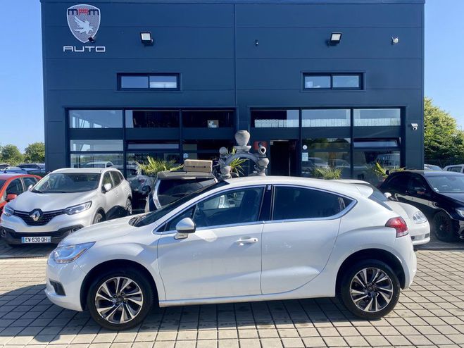 Citroen DS4 1.6 HDI - 8V TURBO Blanc Mtallis de 2011