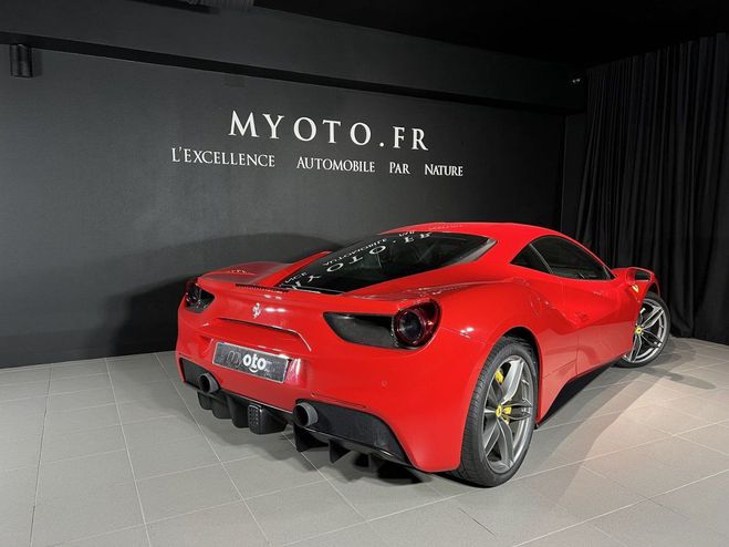 Ferrari 488 GTB V8 3.9 T 670CH Rouge de 2016