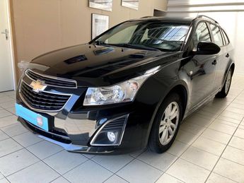 Voir détails -Chevrolet Cruze SW 1.7 VCDI 131CV LT à Tonnay-Charente (17)