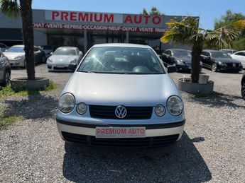  Voir détails -Volkswagen Polo IV 1.2 i 12V 64cv à Livron-sur-Drme (26)