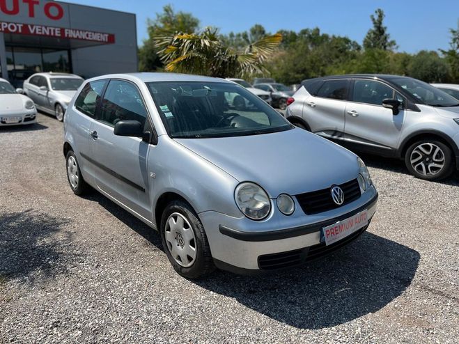 Volkswagen Polo IV 1.2 i 12V 64cv Gris de 2002