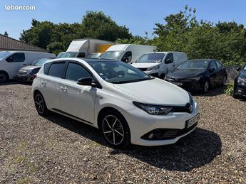  Voir détails -Toyota Auris HSD 136h Collection Garantie 12 mois Cam à  Les Pavillons-sous-Bois (93)