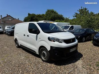  Voir détails -Peugeot Expert Fg Standard 2.0 BlueHDi 180ch S&S Asphal à  Les Pavillons-sous-Bois (93)