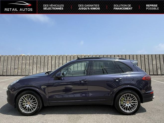 Porsche Cayenne 3.0 416ch S E-Hybrid Platinum Edition Violet mtallis de 2017