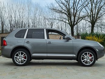  Voir détails -Porsche Cayenne  à Saint-Marcel-de-Flines (42)