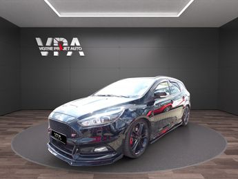  Voir détails -Ford Focus ST 2.0 EcoBoost 250 ch ? Cuir, GPS, Sig à Eysines (33)