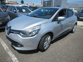  Voir détails -Renault Clio IV dCi 90 eco2 Intens à Aubire (63)