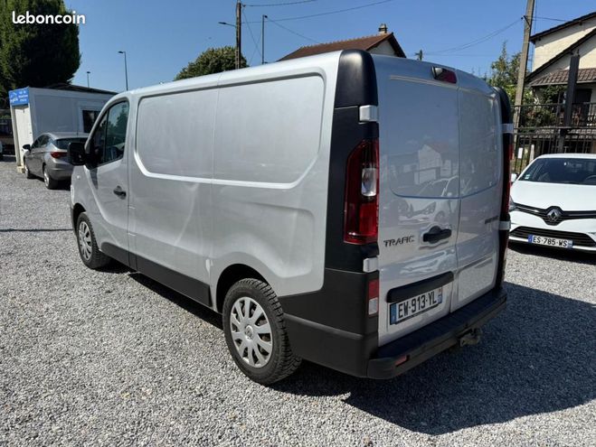 Renault Trafic FOURGON FGN L1H1 1200 KG DCI 125 ENERGY  Gris de 2018