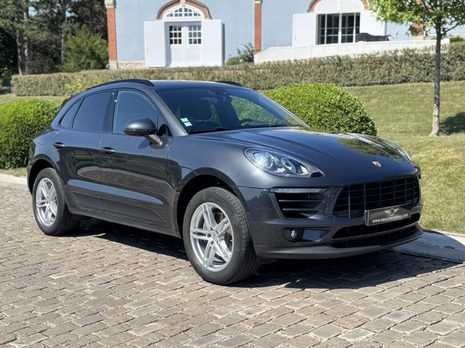 Porsche Macan 2.0i - BV PDK TYPE 95B . PHASE 1 Gris fonc de 2017
