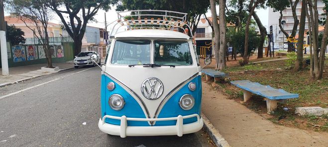 Volkswagen Combi 15 fen�tres Bleu de 1974