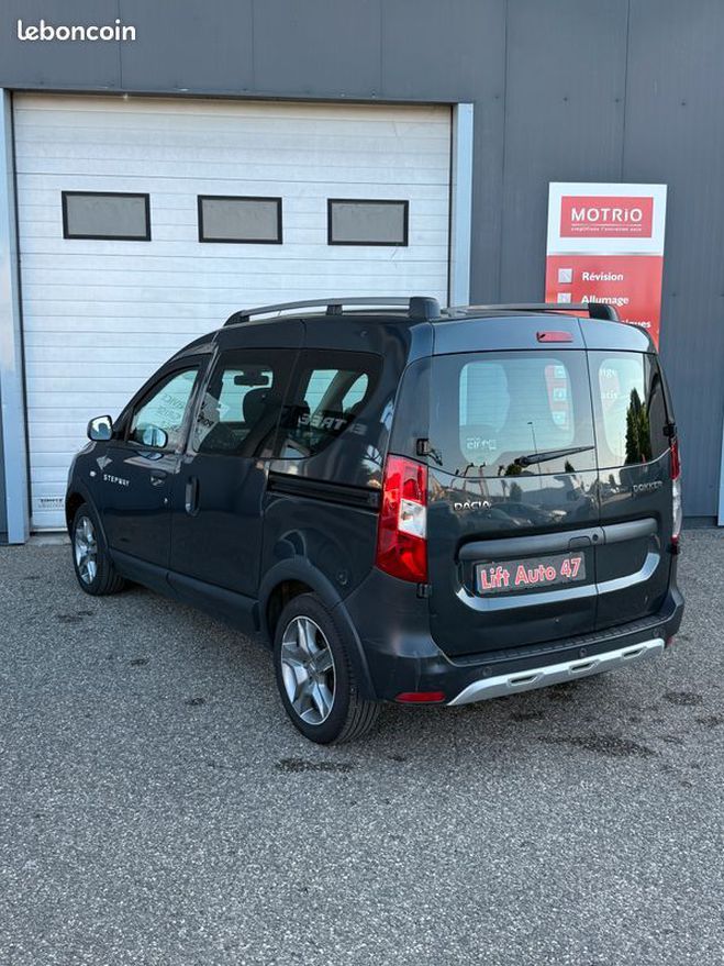 Dacia Dokker stepway 1.5 dci 95 Gris de 2019
