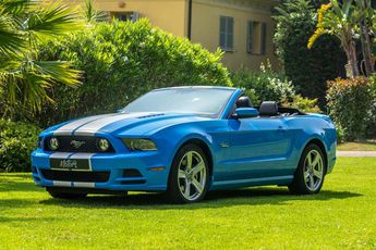  Voir détails -Ford Mustang cabriolet v8 5.0l à Nice (06)