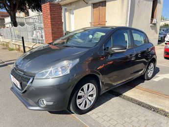  Voir détails -Peugeot 208 1.4 HDi FAP Business Pack 5p à Corbeil-Essonnes (91)