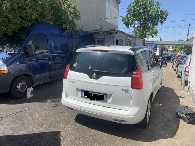 Peugeot 5008 1.6 E-HDI115 FAP ALLURE BMP6 7PL BLANC de 2013