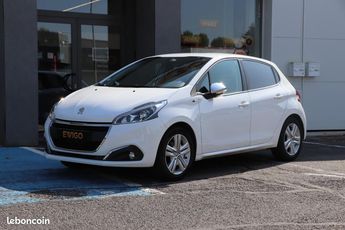  Voir détails -Peugeot 208 1.2 80 STYLE Courroie change à Jouy-aux-Arches (57)