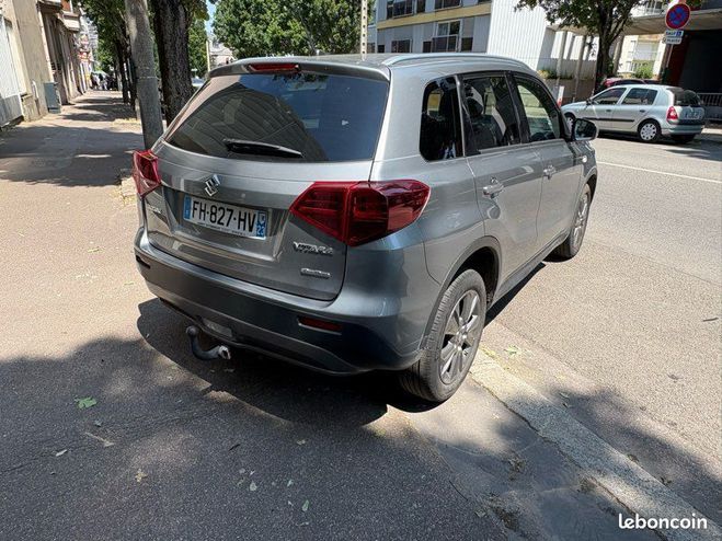 Suzuki Vitara 1.0 111 cv Privilge All Grip Gris de 2019