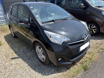  Voir détails -Toyota Verso Verso-S 100 VVT-i Lounge à Saint-Priest (69)