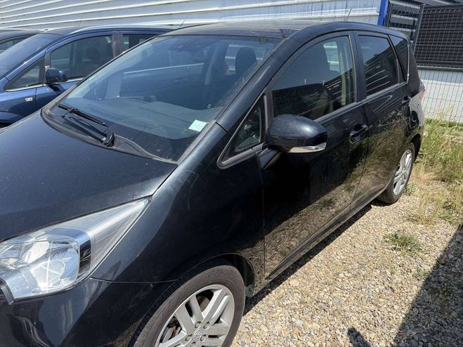Toyota Verso Verso-S 100 VVT-i Lounge NOIR de 2012