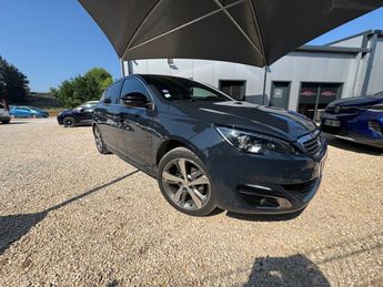  Voir détails -Peugeot 308 1.2 PureTech 130ch SS BVM6 GT Line/ Dist à Bagard (30)