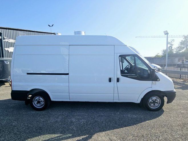 Ford Transit FG 300M 2.2 TDCI 125CH TREND TRACTION Blanc de 2011