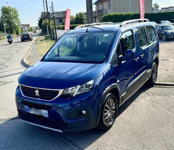  Voir détails -Peugeot Rifter 1.5 BlueHDi 130CV LONG 7 PLACES ALLURE 1 à Coignires (78)
