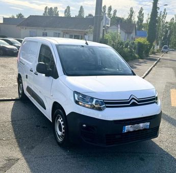  Voir détails -Citroen Berlingo Driver XL 950 1.5 BlueHDi 100CV 3 PLACES à Coignires (78)