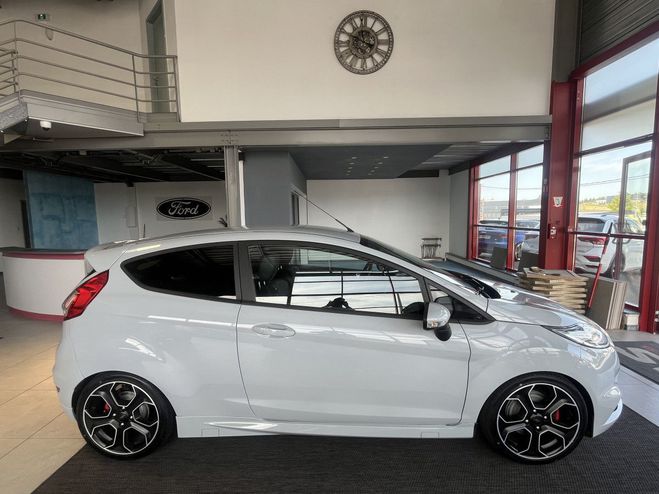 Ford Fiesta ST 1,6 200 EDITION LIMITED PACK PERF CAM GRIS de 2016