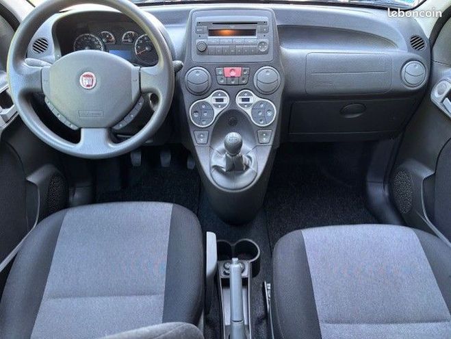 Fiat Panda ii 1.2 8v 69 emotion Gris de 2010