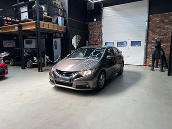  Voir détails -Honda Civic 1.8 i-VTEC Excutive à Saint-Ouen-l'Aumne (95)