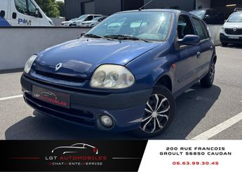  Voir détails -Renault Clio II 5 Portes Phase 2 1.2 i 16V 75 cv à Caudan (56)