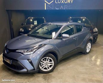  Voir détails -Toyota C HR 1.8 l dynamic business 122 ch à Mougins (06)