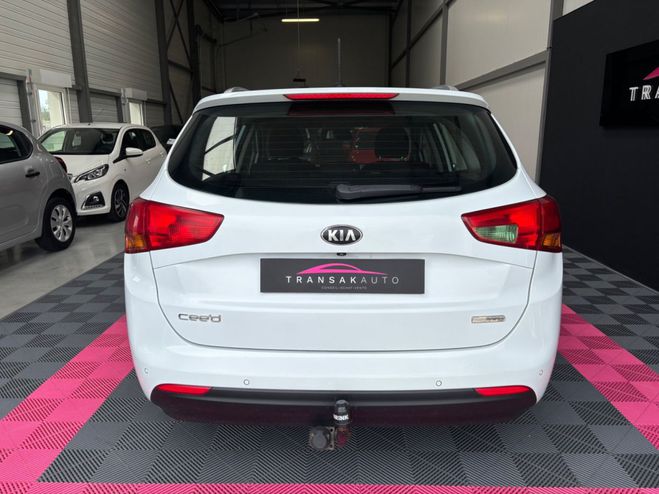 Kia Ceed d SW 1.6 CRDi 136 ch ISG Active Blanc de 2015