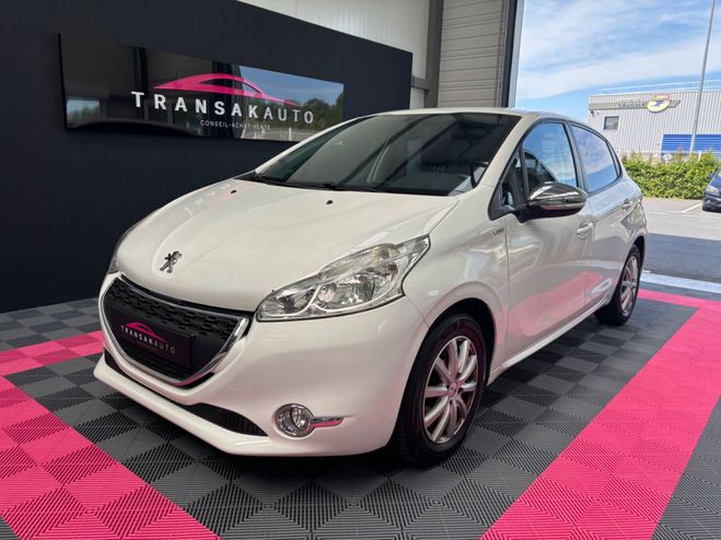 Peugeot 208 1.2 VTi 82ch BVM5 Urban Soul ( MOTEUR NE Blanc de 2013
